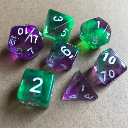 Kit de Dados RPG de Resina - NERD BEM TRAJADO