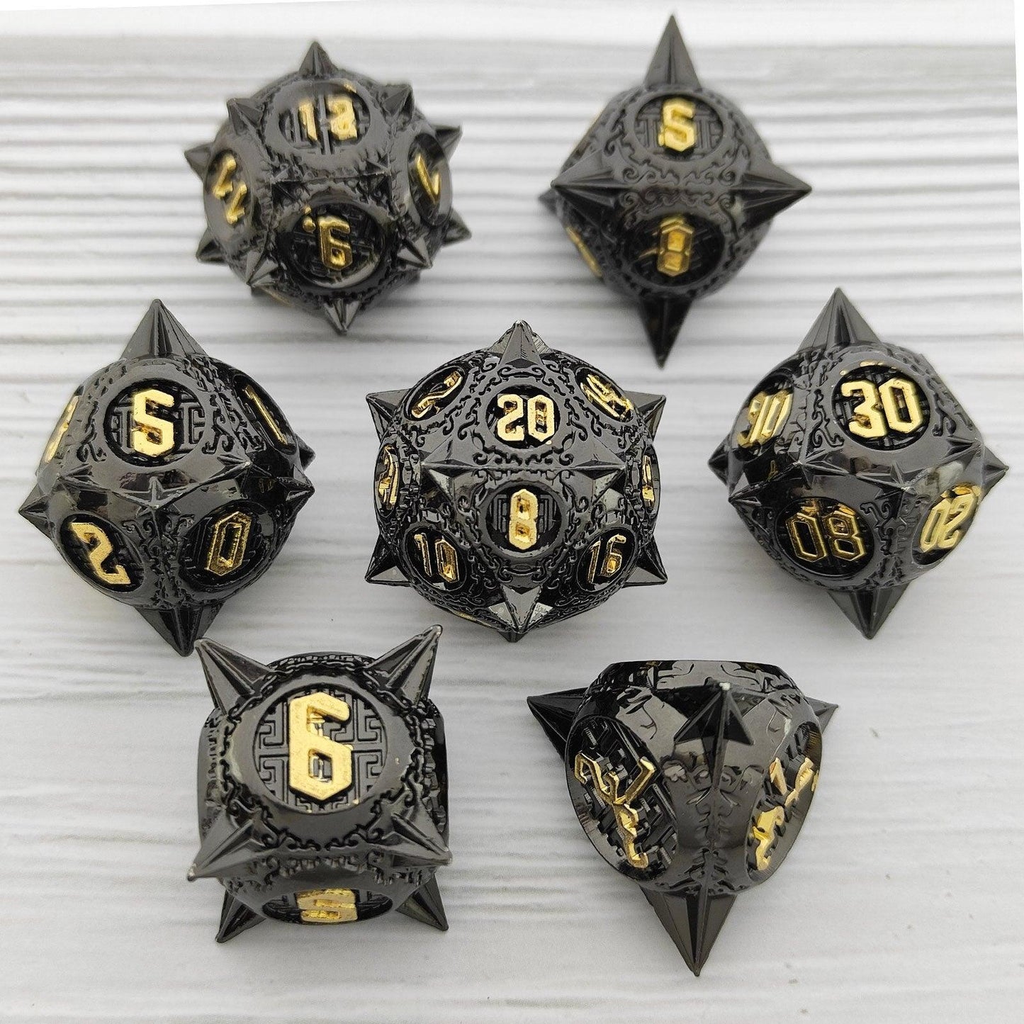 Kit de Dados RPG de Metal - NERD BEM TRAJADO