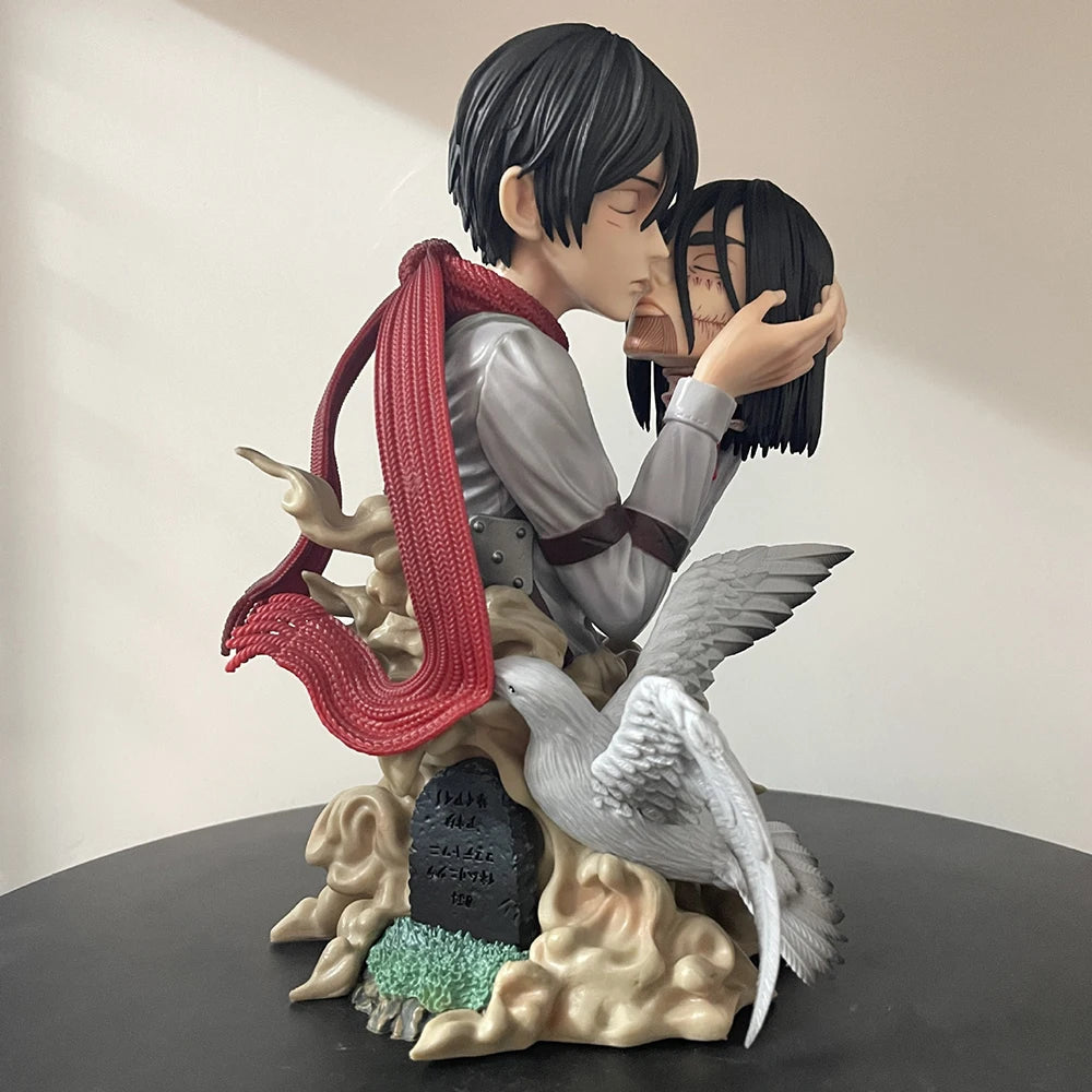 Action Figure Eren e Mikasa - Attack on Titan