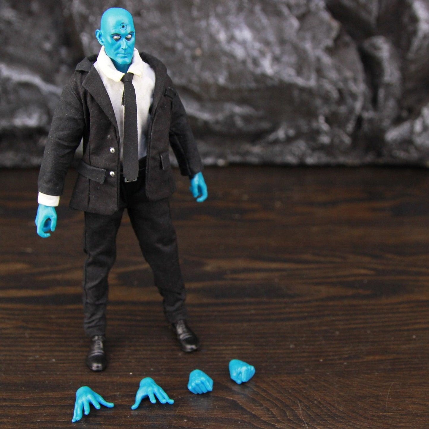 Action Figure Dr Manhattan - Watchman - NERD BEM TRAJADO