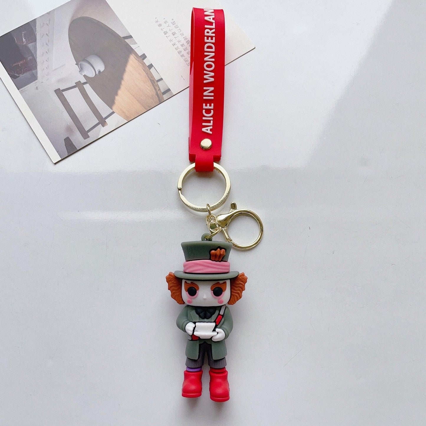 Creative Cartoon Alice in Wonderland Cute Alice Mad Hatter Red Queen Key Chain Male And Female Bag - NERD BEM TRAJADO