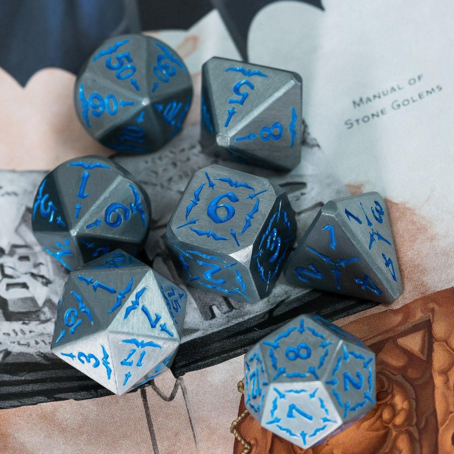 Kit de Dados RPG de Resina - Tema Solid - NERD BEM TRAJADO