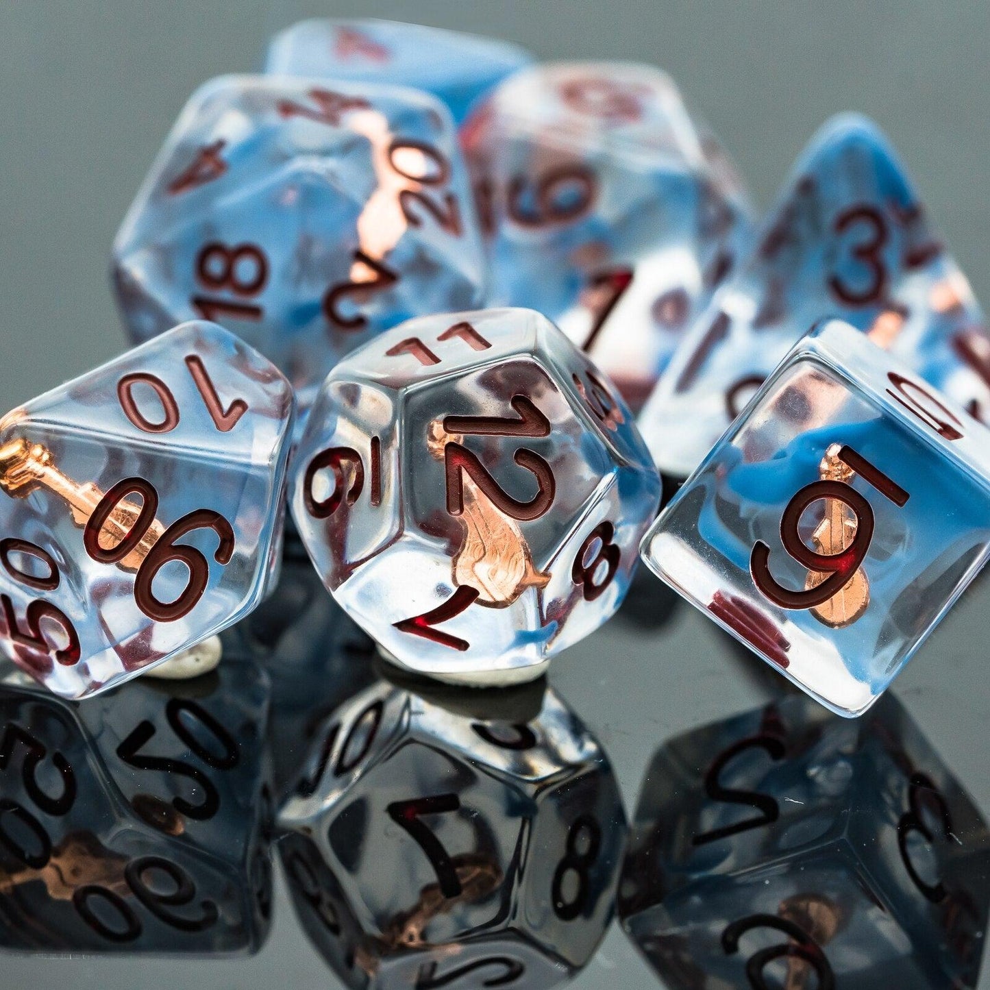 Kit de Dados RPG de Resina - Modelo 14 - NERD BEM TRAJADO