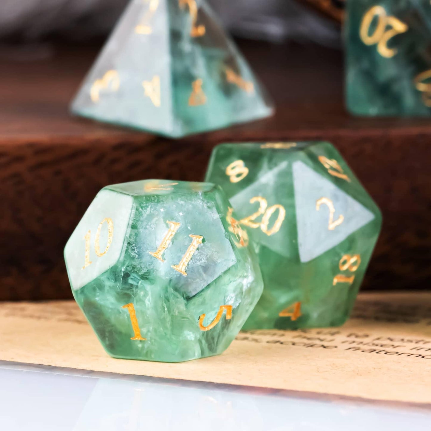 Kit de Dados RPG de Pedra - Modelo 07 - NERD BEM TRAJADO