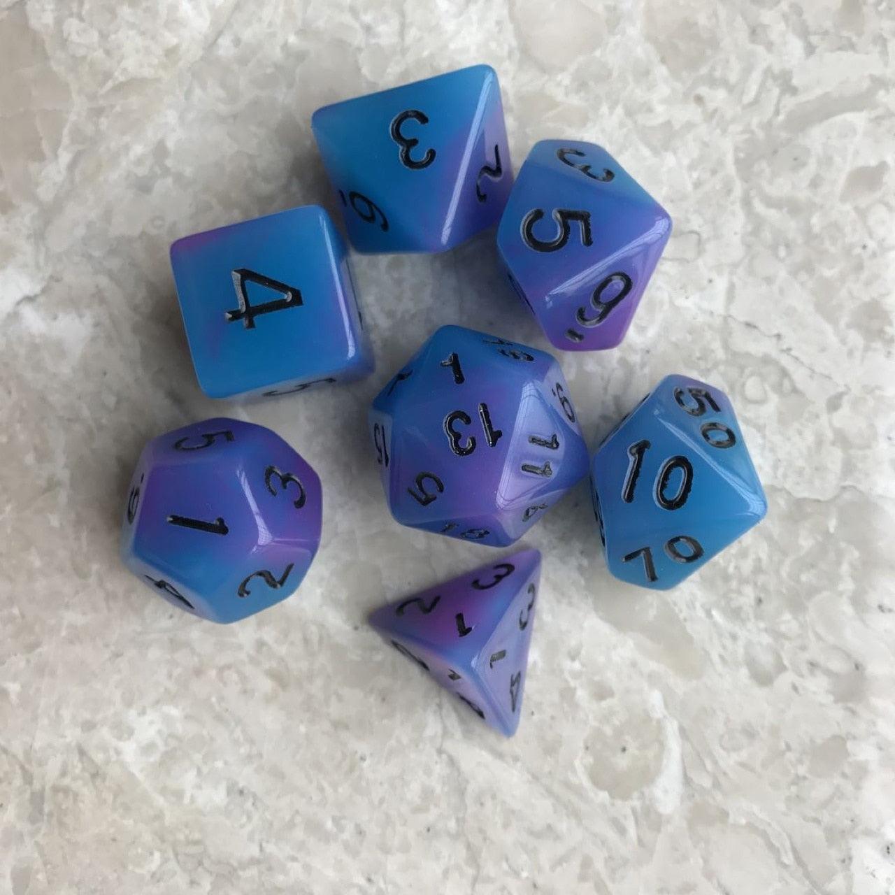 Kit de Dados RPG de Resina - NERD BEM TRAJADO