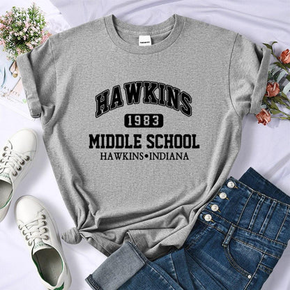 Camiseta Feminina Hawkings  - Stranger Things - NERD BEM TRAJADO