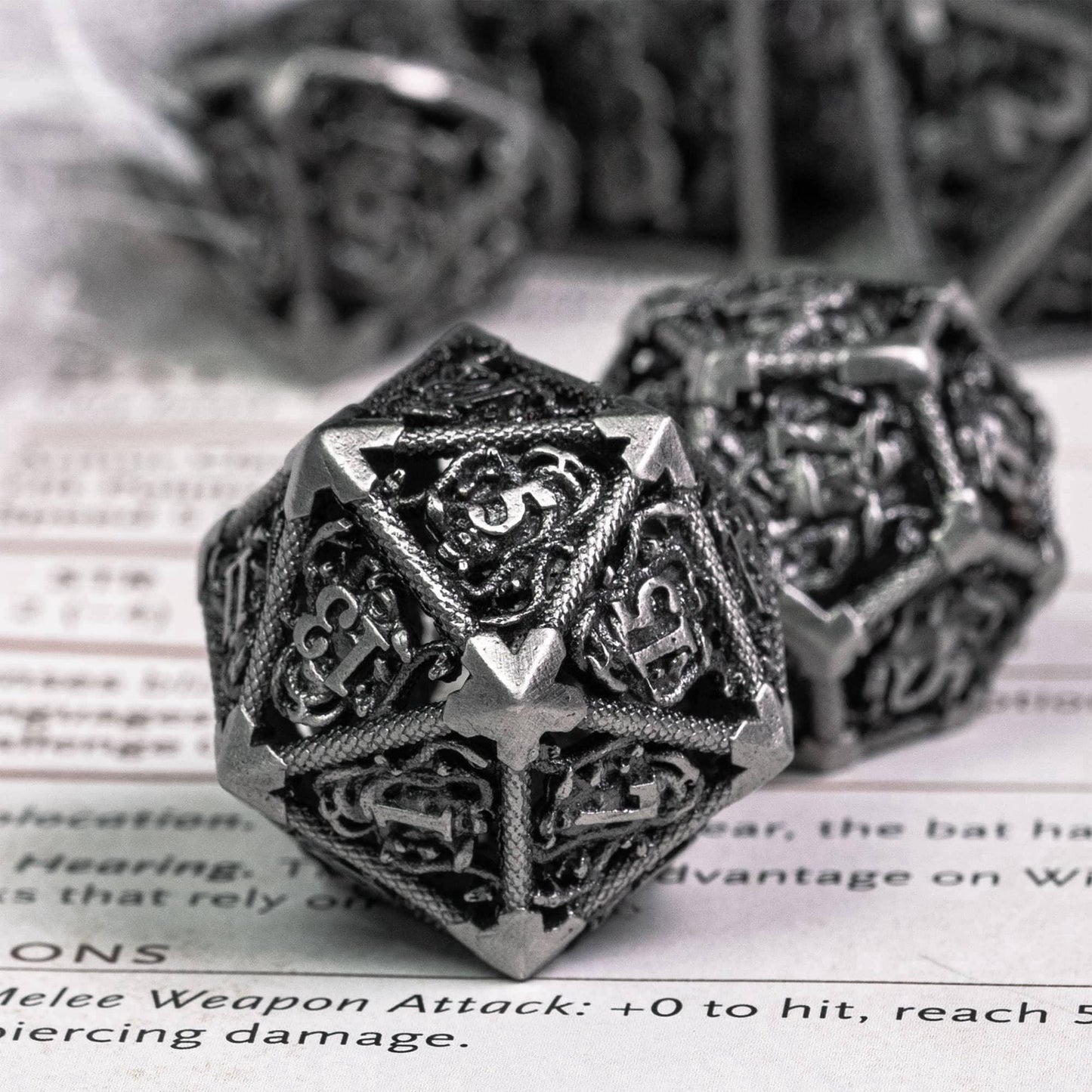 Kit de Dados RPG de Metal - Modelo Medusa - NERD BEM TRAJADO