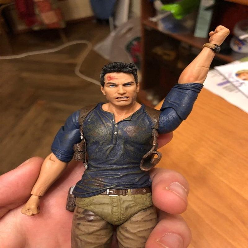 Action Figure Nathan Drake - Uncharted - NERD BEM TRAJADO