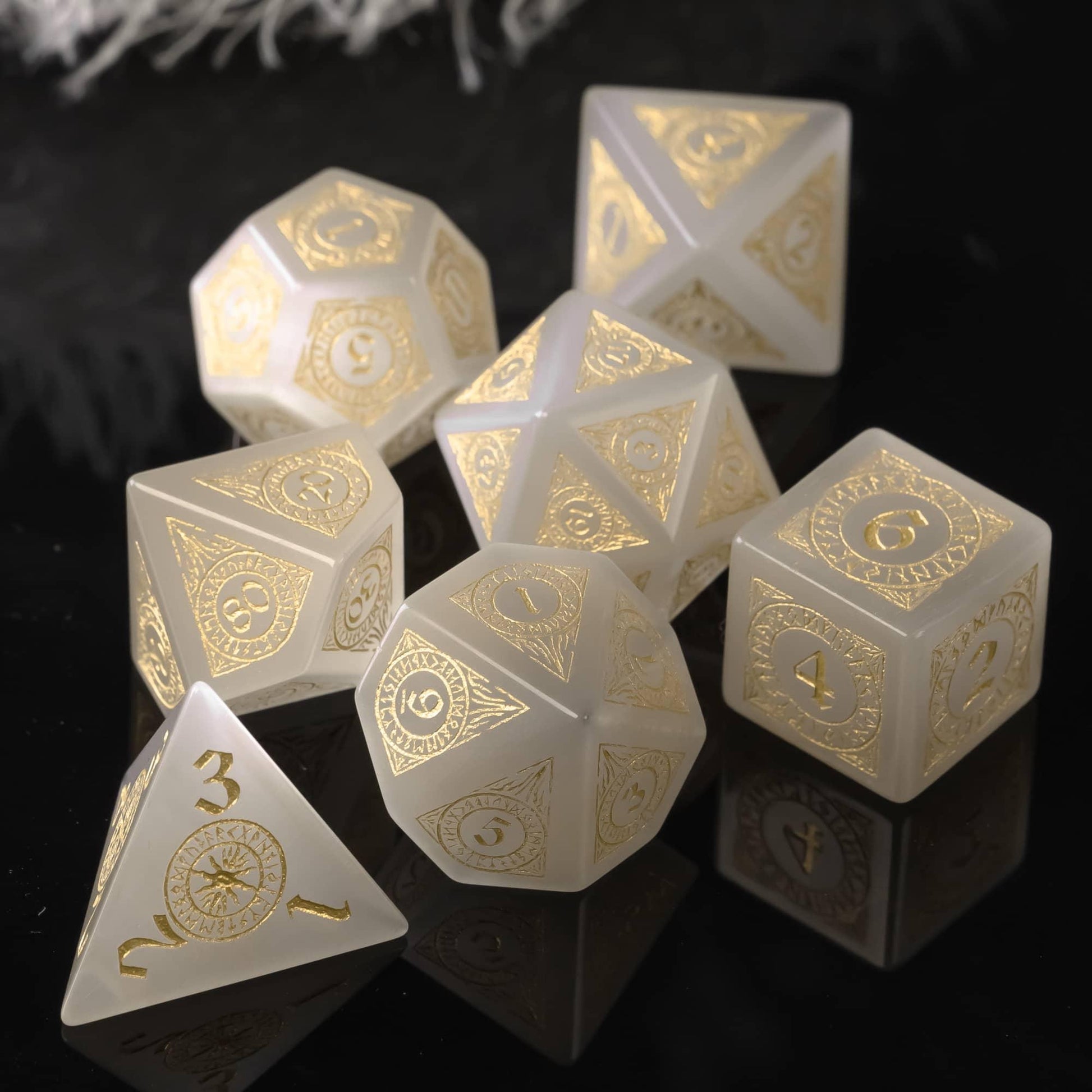 Kit de Dados RPG de Gema Preciosa - Modelo 03 - NERD BEM TRAJADO