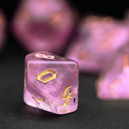 Poludie 7Pcs/Set Pink Gold DND Dice Set D4 D6 D8 D10 D% D12 D20 Translucent Polyhedral Dice for Role Playing Board Game MTG D&amp;D - NERD BEM TRAJADO