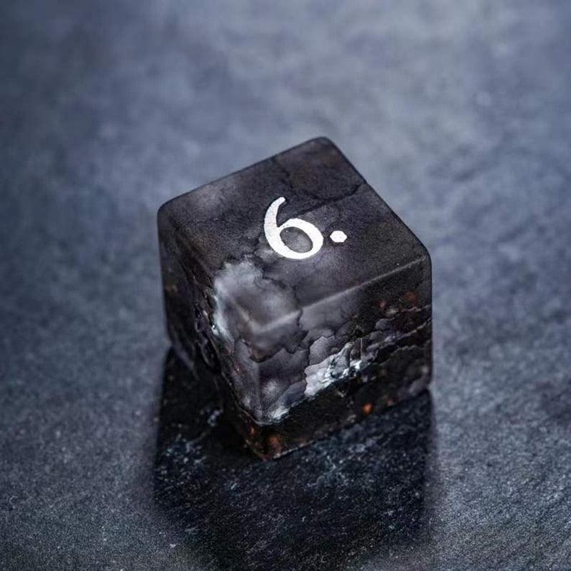 Kit de Dados RPG de Obsidiana - Modelo Premium 02 - NERD BEM TRAJADO