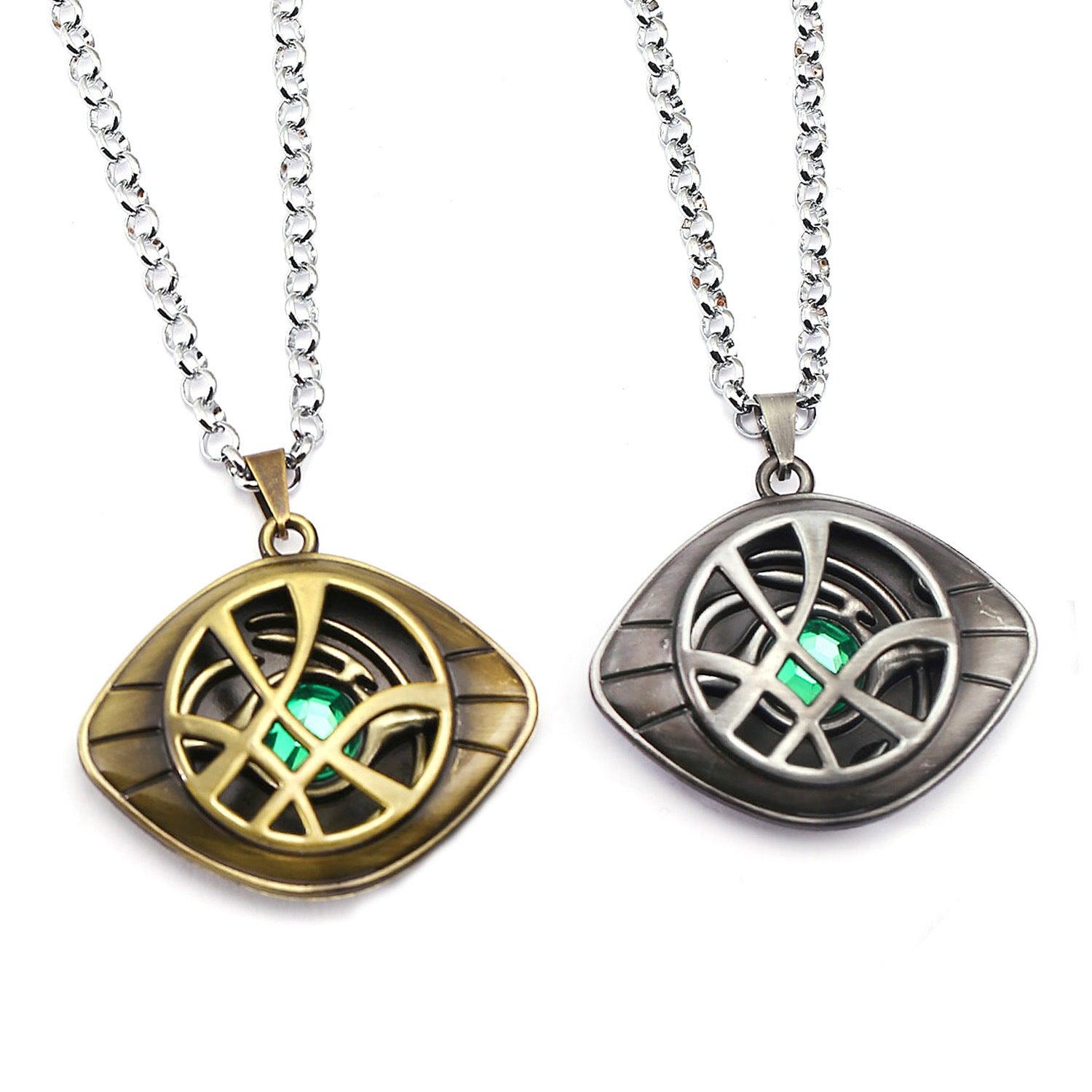 Colar Olho de Agamotto Doutor Estranho - NERD BEM TRAJADO