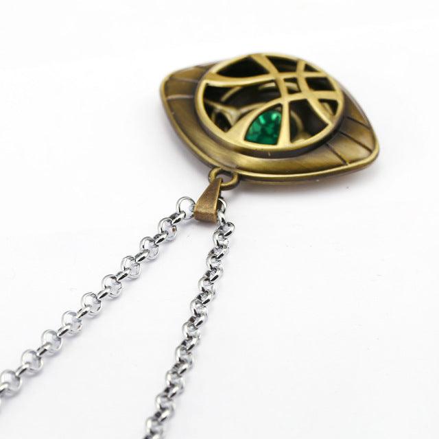 Colar Olho de Agamotto Doutor Estranho - NERD BEM TRAJADO