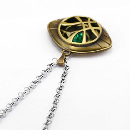 Colar Olho de Agamotto Doutor Estranho - NERD BEM TRAJADO